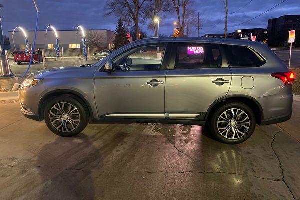 2017 Mitsubishi Outlander 