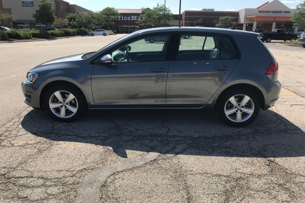 2017 Volkswagen Golf 