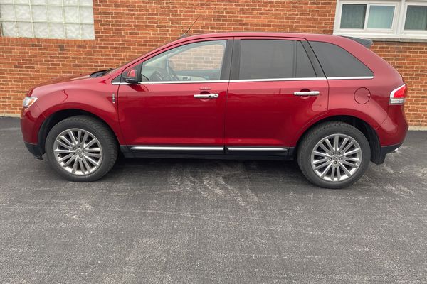 2013 Lincoln MKX 