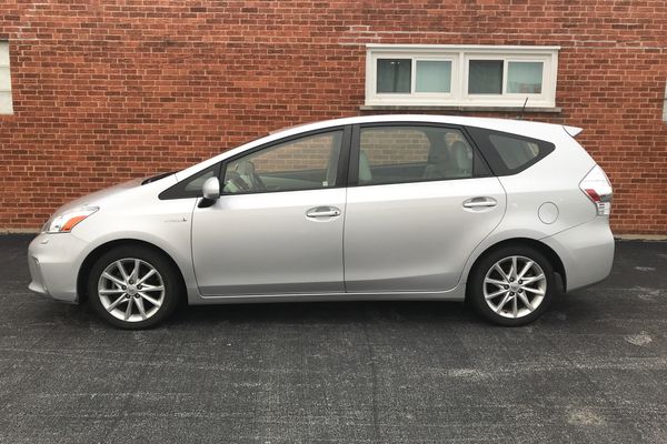 2014 Toyota Prius v 