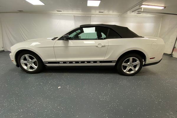 2010 Ford Mustang 