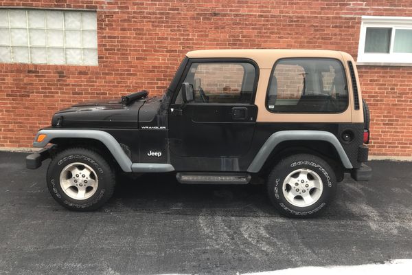 1997 Jeep Wrangler Sport Utility 2D for Sale (117,185 miles) | Swap Motors