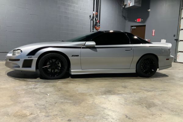 2002 Chevrolet Camaro 