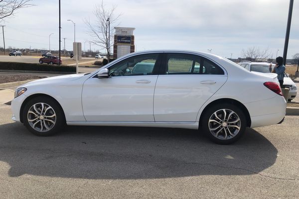 2016 Mercedes-Benz C-Class 