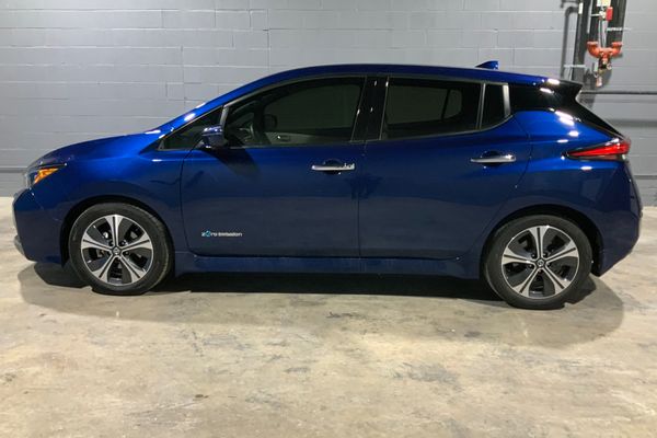 2018 Nissan LEAF 