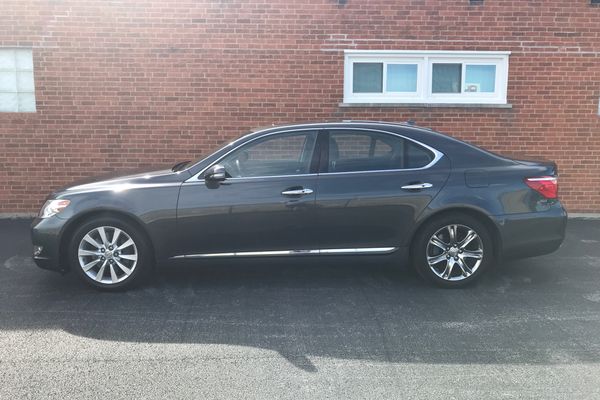 2011 Lexus LS 