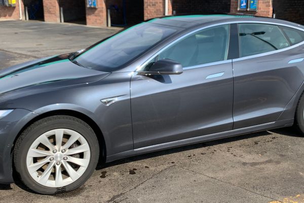 2016 Tesla Model S 