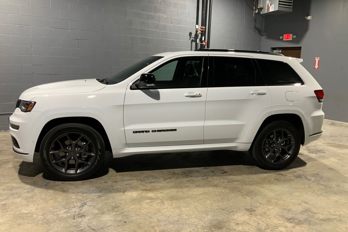 Amazing Limited X Grand Cherokee 2020 Pictures