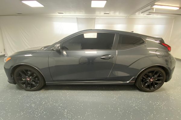 2019 Hyundai Veloster 