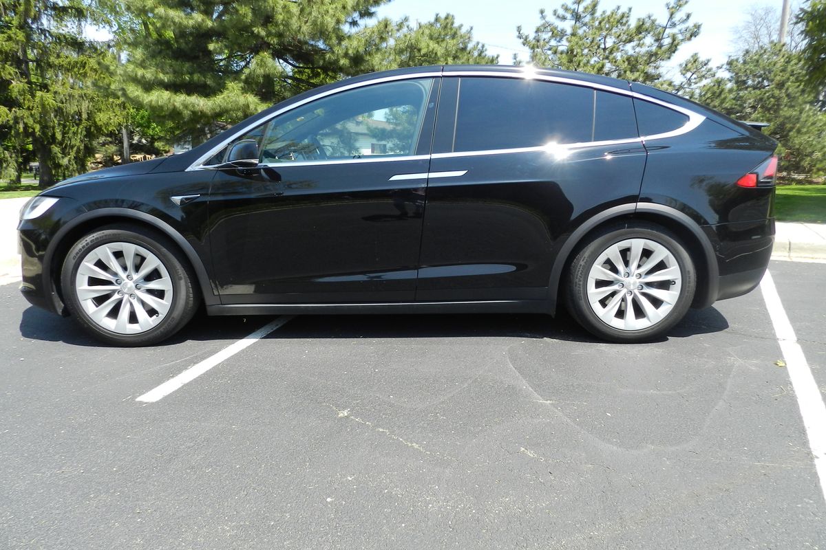 2017 Tesla Model X 90D Sport Utility 4D for Sale (43,000 miles) Swap