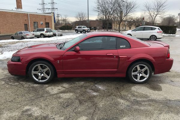 2004 Ford Mustang 