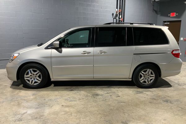 honda minivan 2006